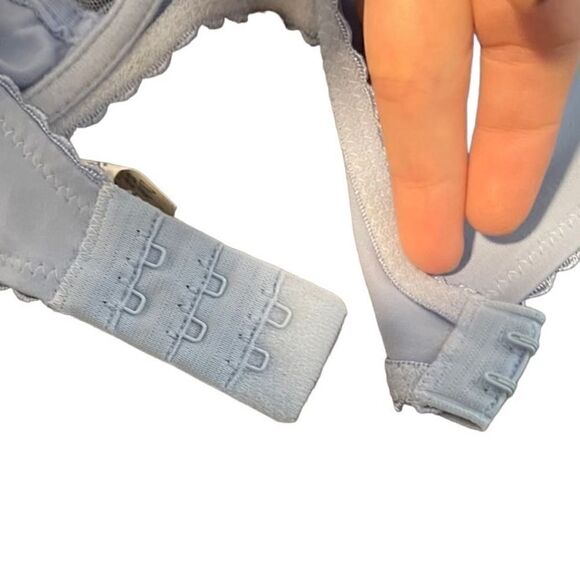 Chantelle- UnLined Lace Full Coverage Bra Ice Blue Floral Embroidered, Size 42D - Picture 7 of 11